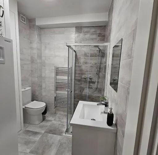 דירה Spacious And Cosy House דבלין